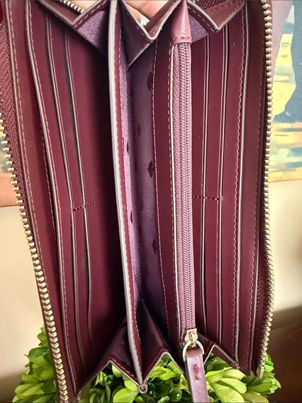 KATE SPADE ♠️ New York 🍒 CHERRYWOOD 🍒 NISHA MATTHEWS STREET WALLET 🌟EUC🌟